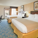 Holiday Inn Express & Suites Branson 76 Central by IHG - Hotels
