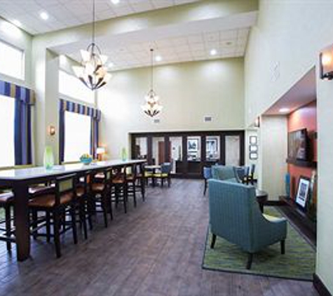 Hampton Inn & Suites Savannah - I-95 South - Gateway - Savannah, GA