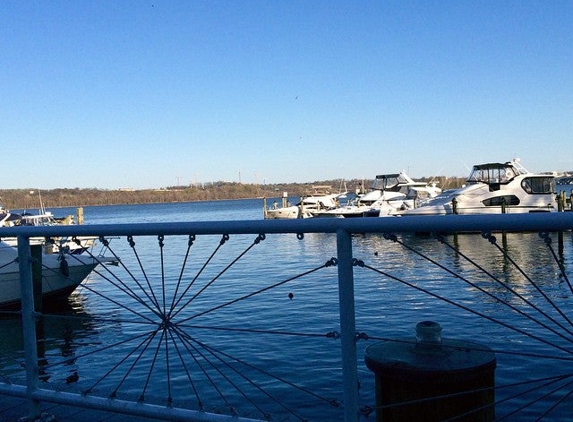 Alexandria City Marina - Alexandria, VA