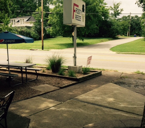 Frosty Freeze - Franklin, KY. Ye Ole DIXIE Highway Sign