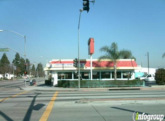California Burgers - Montebello, CA