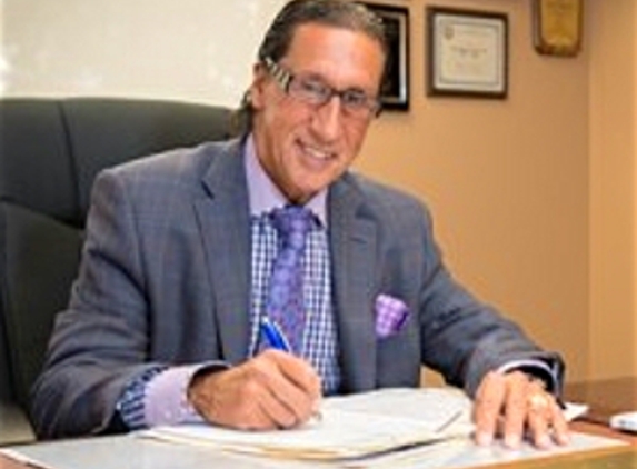 Dr. Gary Morton Levine, MD - Mineola, NY