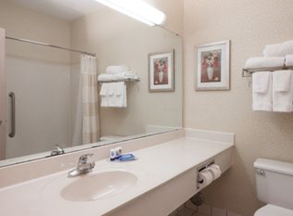 Fairfield Inn & Suites - Minneapolis, MN