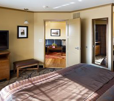 Clubhouse Hotel & Suites - Pierre, SD