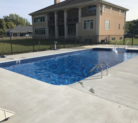 Suburban Pool and Spa - Germantown, WI