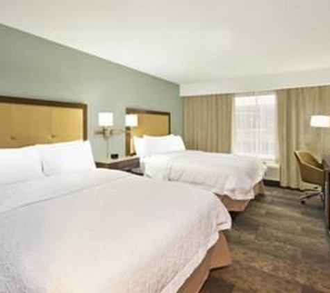 Hampton Inn by Hilton Detroit Dearborn - Dearborn, MI