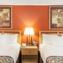 Days Inn by Wyndham Fremont - Motels