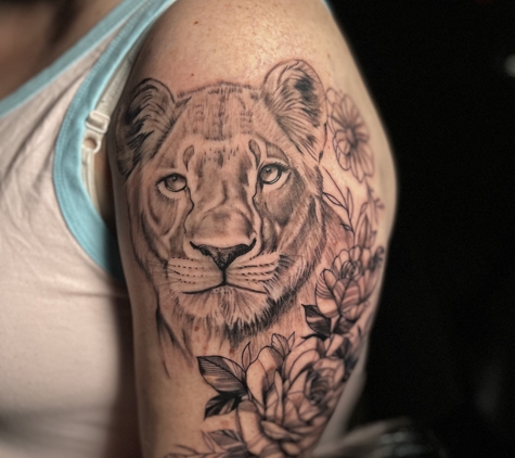 Joel Rios Tattoos - Edgewood, WA. Lioness tattoo