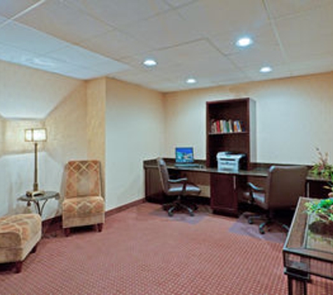 Holiday Inn Express & Suites Ashtabula-Geneva - Austinburg, OH