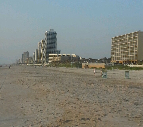 Andy Romano Beachfront Park - Ormond Beach, FL