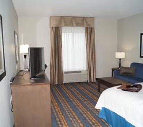 Hampton Inn Kenedy - Kenedy, TX