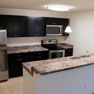 Riverwood Apartments - Kenosha, WI