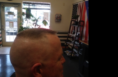 edge of the razor barber shop