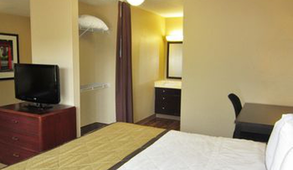 Extended Stay America Select Suites - Phoenix - Airport - E. Oak St. - Phoenix, AZ