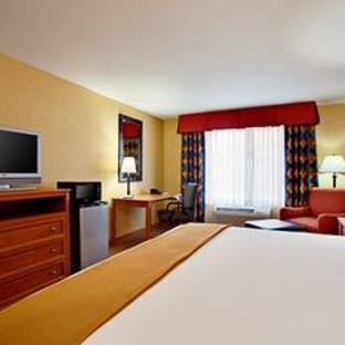 Holiday Inn Express & Suites Ontario Airport - Ontario, CA