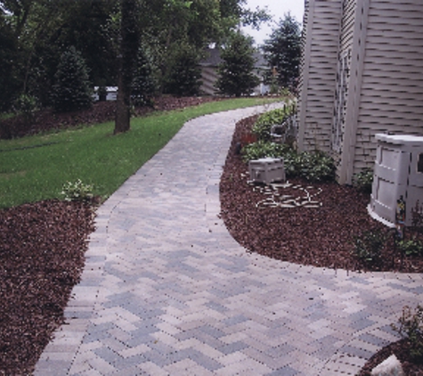 Garas Landscaping - Machesney Park, IL