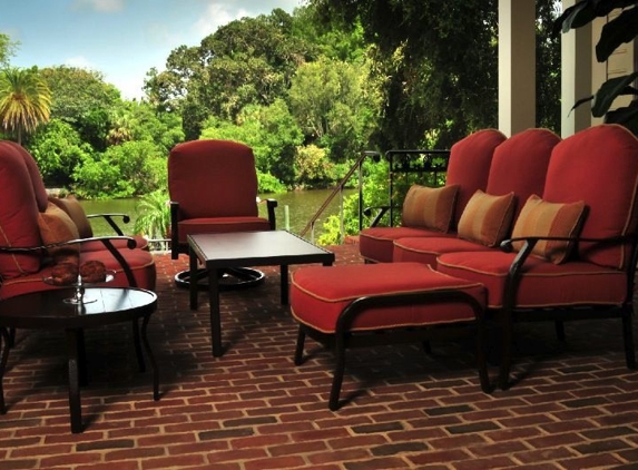 Patio Furniture Distributors Outlet - Dania, FL