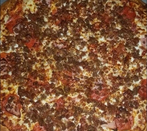 Snappys Pizza - Pegram, TN. All the meats!!!!! YUMMM!!