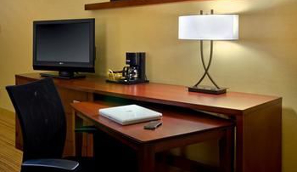 Courtyard by Marriott - Jersey City, NJ