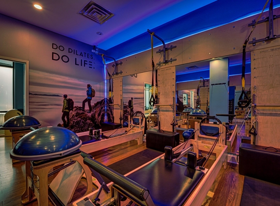 Club Pilates - Chicago, IL