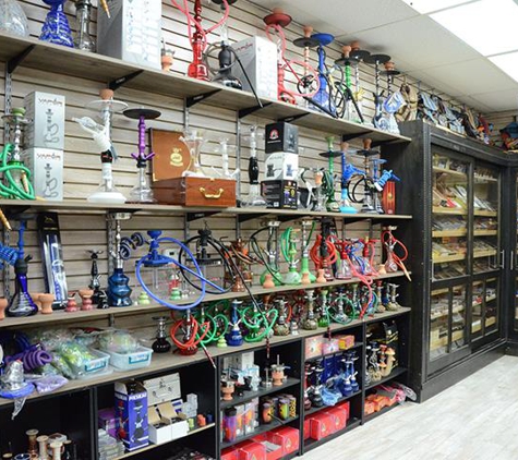 Smokey’s Tobacco, Vapes & Cellular - Midlothian, IL