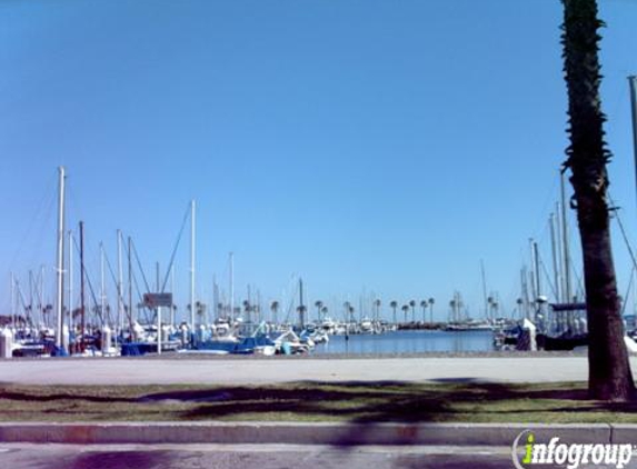 Burials At Sea By Captain Johnnie Lee - Long Beach, CA