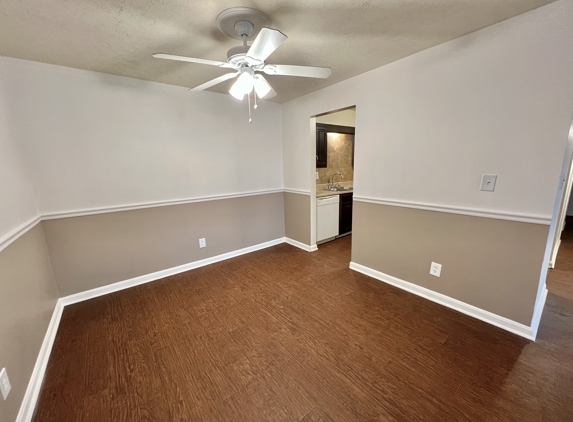 Countrybrook Apartments LLC - Louisville, KY