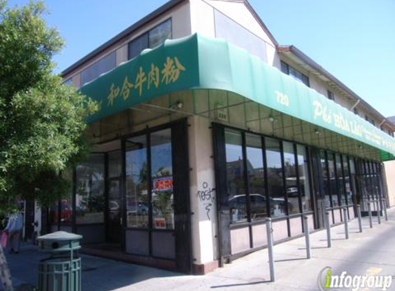 Pho Hoa Noodle Soup - Oakland, CA