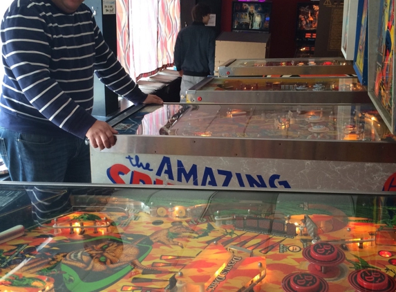 Asheville Pinball Museum - Asheville, NC