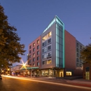 Hyatt Place Chicago-South/University Medical Center - Hotels