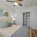 YardHomes Rowlett Creek - Apartments