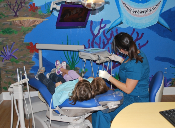 Mini Mouths Dentistry For Kids - Coral Springs, FL
