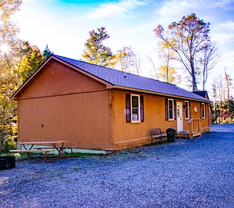 Medix Run Lodges and Cabins - Weedville, PA