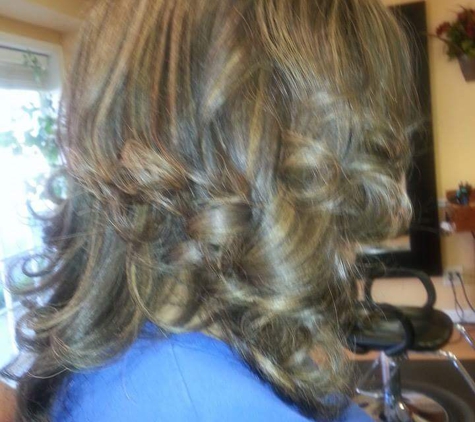 O'Hannah's Hair Studios - Covington, GA