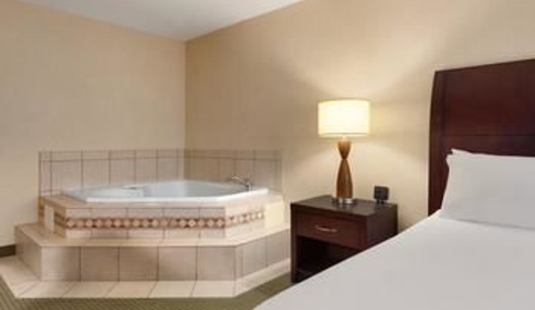 Hilton Garden Inn Dulles North - Ashburn, VA