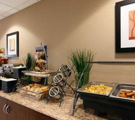 Microtel Inn & Suites by Wyndham Gonzales - Gonzales, TX