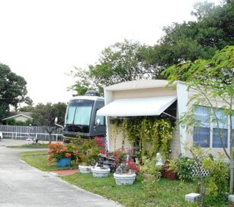 Deerfield Trailer Park - Deerfield Beach, FL