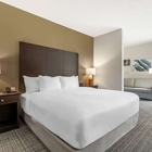 Comfort Inn & Suites Verona at Turning Stone Resort Casino