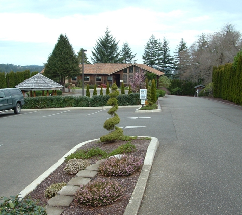 C & C Landscaping Service - Coos Bay, OR