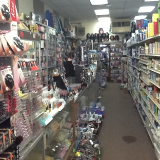 Selena's Beauty Supply - Freeport, NY