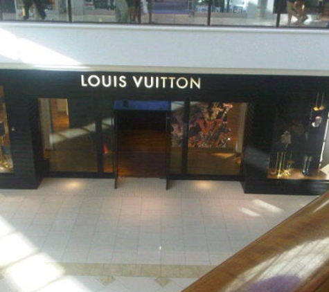 Louis Vuitton - Aventura, FL