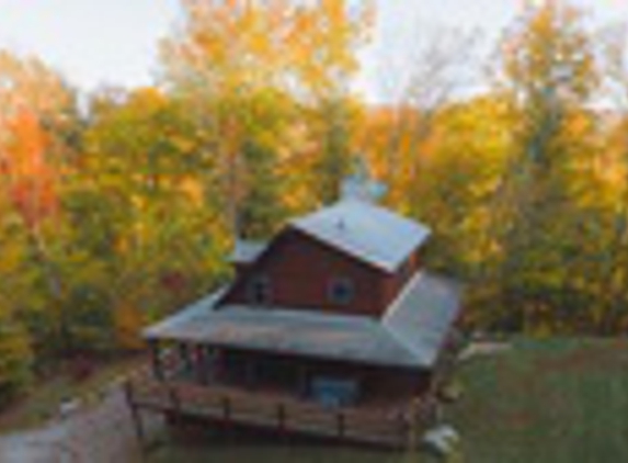 Chalets in Hocking Hills - Logan, OH