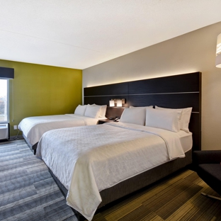 Holiday Inn Express & Suites Allentown Cen - Dorneyville, an IHG Hotel - Allentown, PA