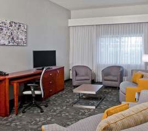 Courtyard by Marriott - Charlotte, NC