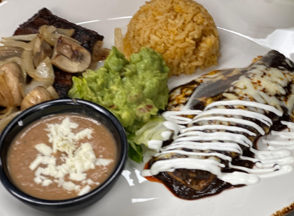 Nativo Mexican Cuisine - Bannockburn, IL