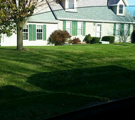 Thomas Lawn & Landscape - Racine, WI