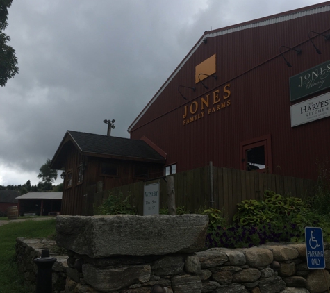 Jones Family Farms - Shelton, CT