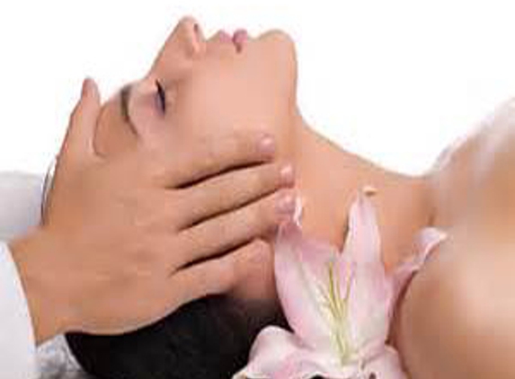 Divine Health & Beauty - Noarlunga Downs, SA