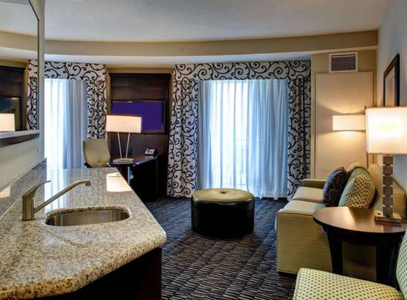 Hampton Inn & Suites Baton Rouge Downtown - Baton Rouge, LA