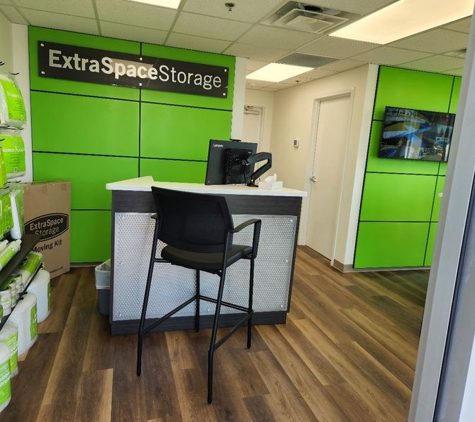 Extra Space Storage - Wilmington, NC